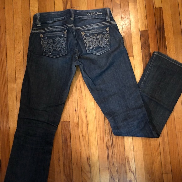 Guess Jeans - Picture 3 of 5